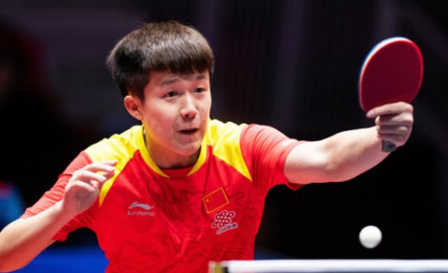 截然不同 截然不同