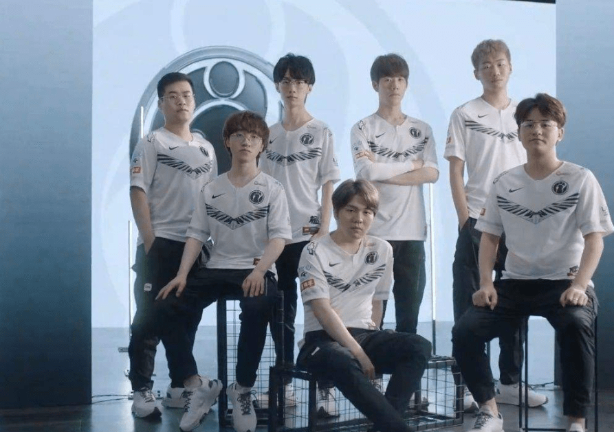 男单陷入低 男单陷入低